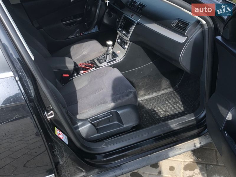 Универсал Volkswagen Passat 2010 в Самборе фото 16 Универсал Volkswagen Passat 2010 в Самборе