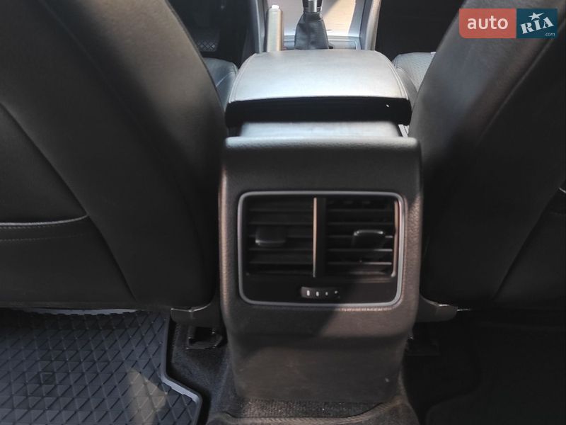 Седан Volkswagen Passat 2013 в Киеве фото 23 Седан Volkswagen Passat 2013 в Киеве