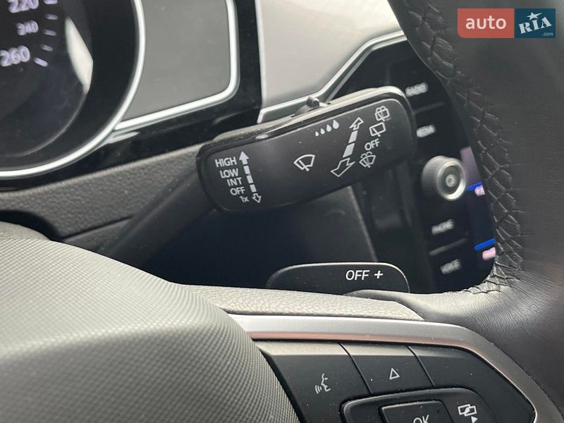 Универсал Volkswagen Passat 2022 в Киеве