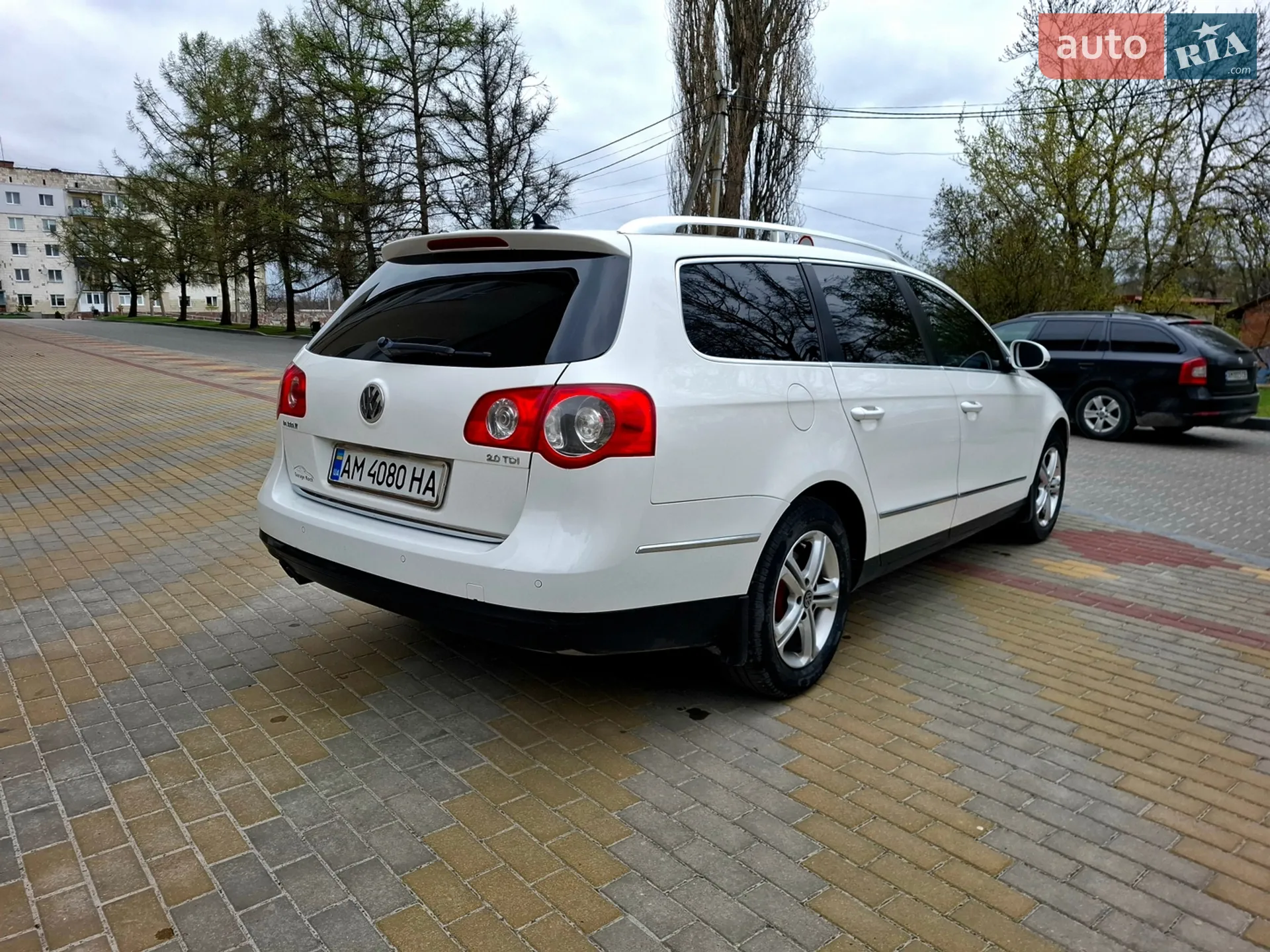 2010 Volkswagen Passat - мініатюра 9