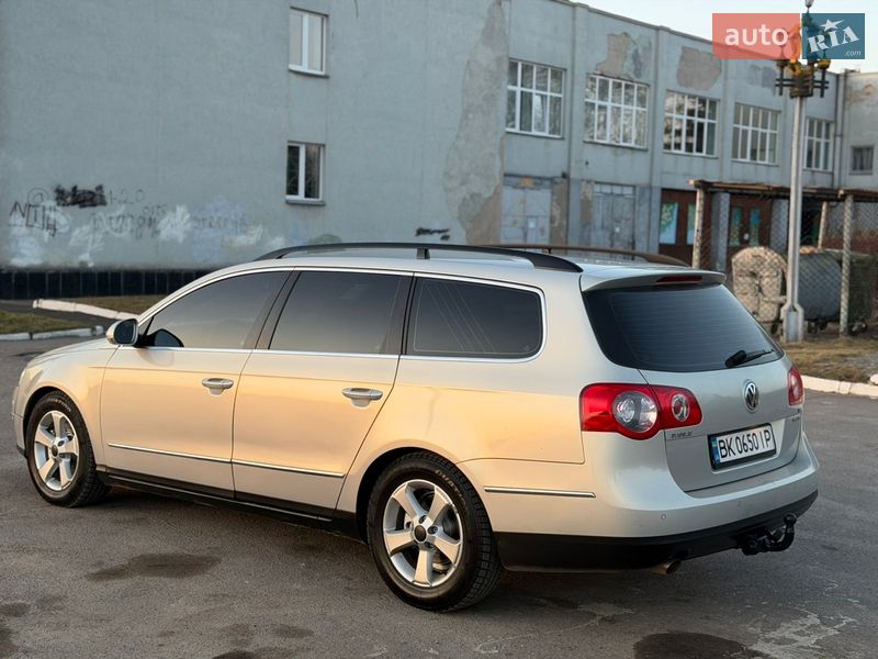 Универсал Volkswagen Passat 2009 в Ровно