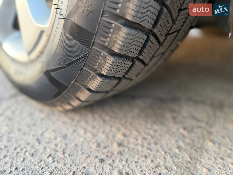 Универсал Volkswagen Passat 2009 в Ровно