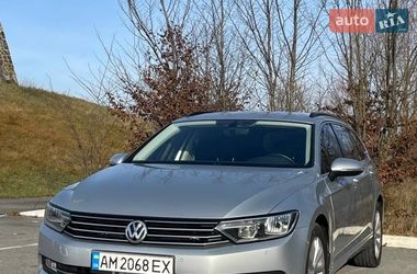 Универсал Volkswagen Passat 2016 в Звягеле