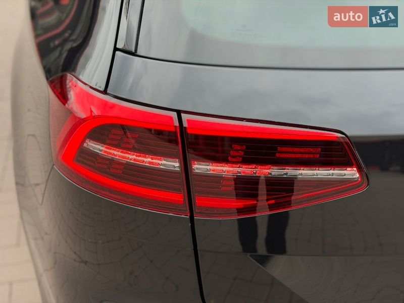 Универсал Volkswagen Passat 2016 в Ровно