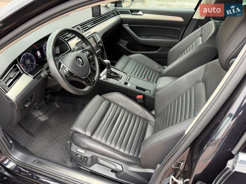 Универсал Volkswagen Passat 2016 в Ровно