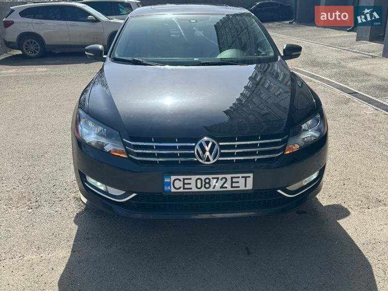 Седан Volkswagen Passat 2014 в Черновцах