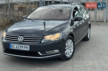 Універсал Volkswagen Passat 2013 в Львові