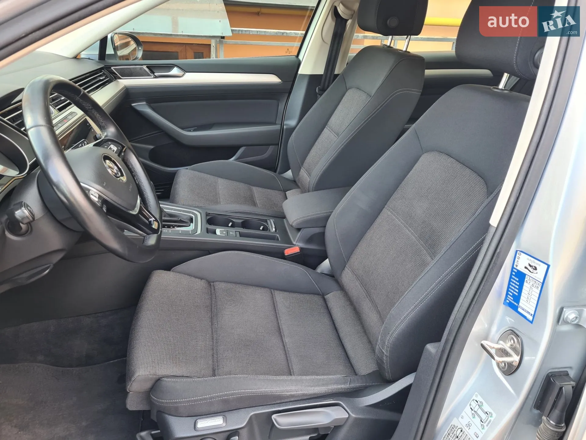 2018 Volkswagen Passat - мініатюра 42