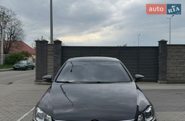 Седан Volkswagen Passat 2013 в Ужгороде