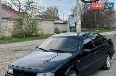 Седан Volkswagen Passat 1991 в Николаеве