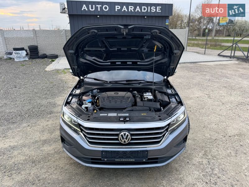 Седан Volkswagen Passat 2019 в Луцке