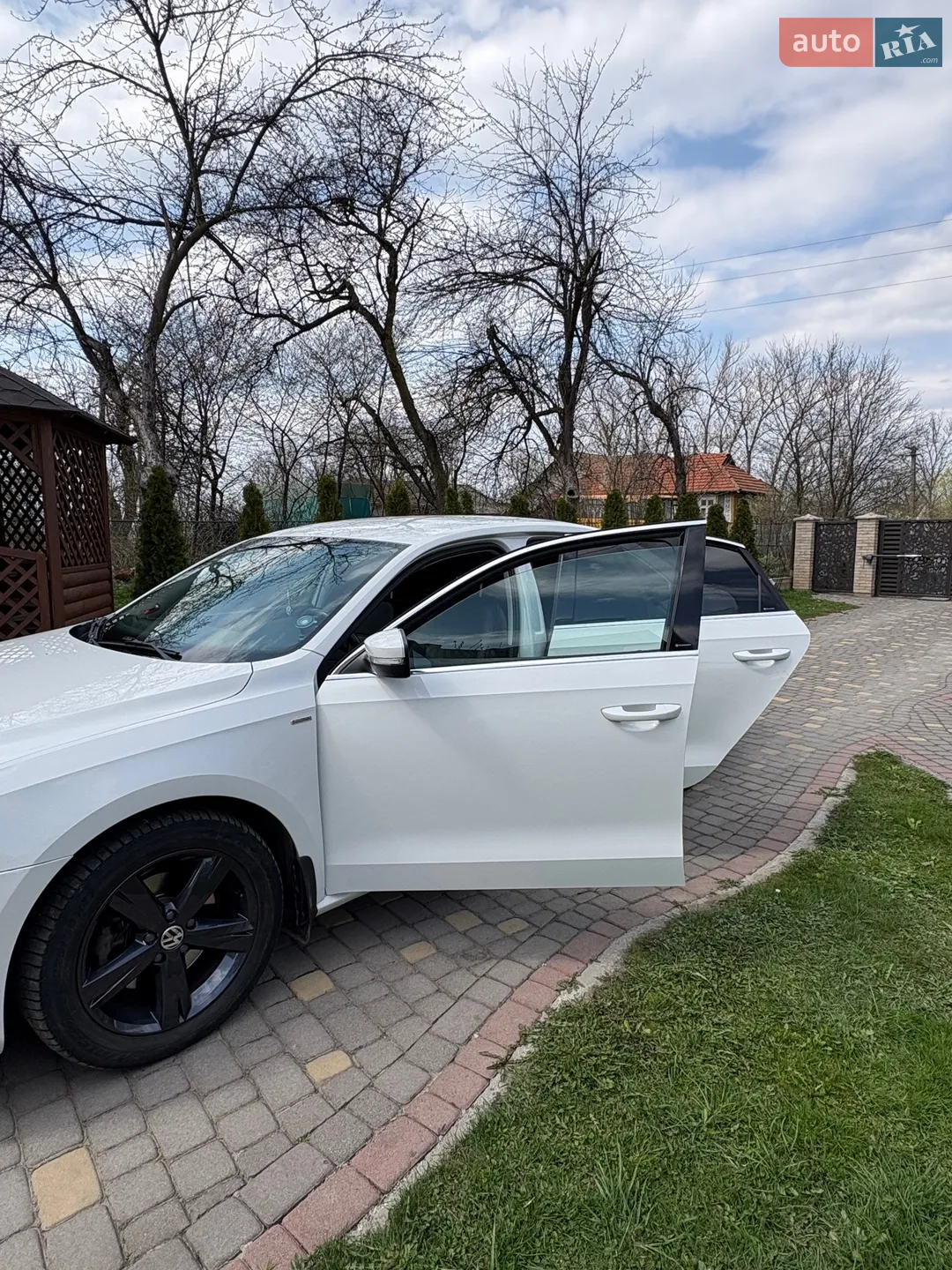 2013 Volkswagen Passat - мініатюра 2