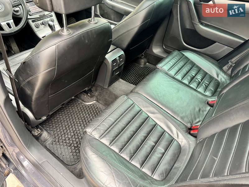 Универсал Volkswagen Passat 2012 в Львове