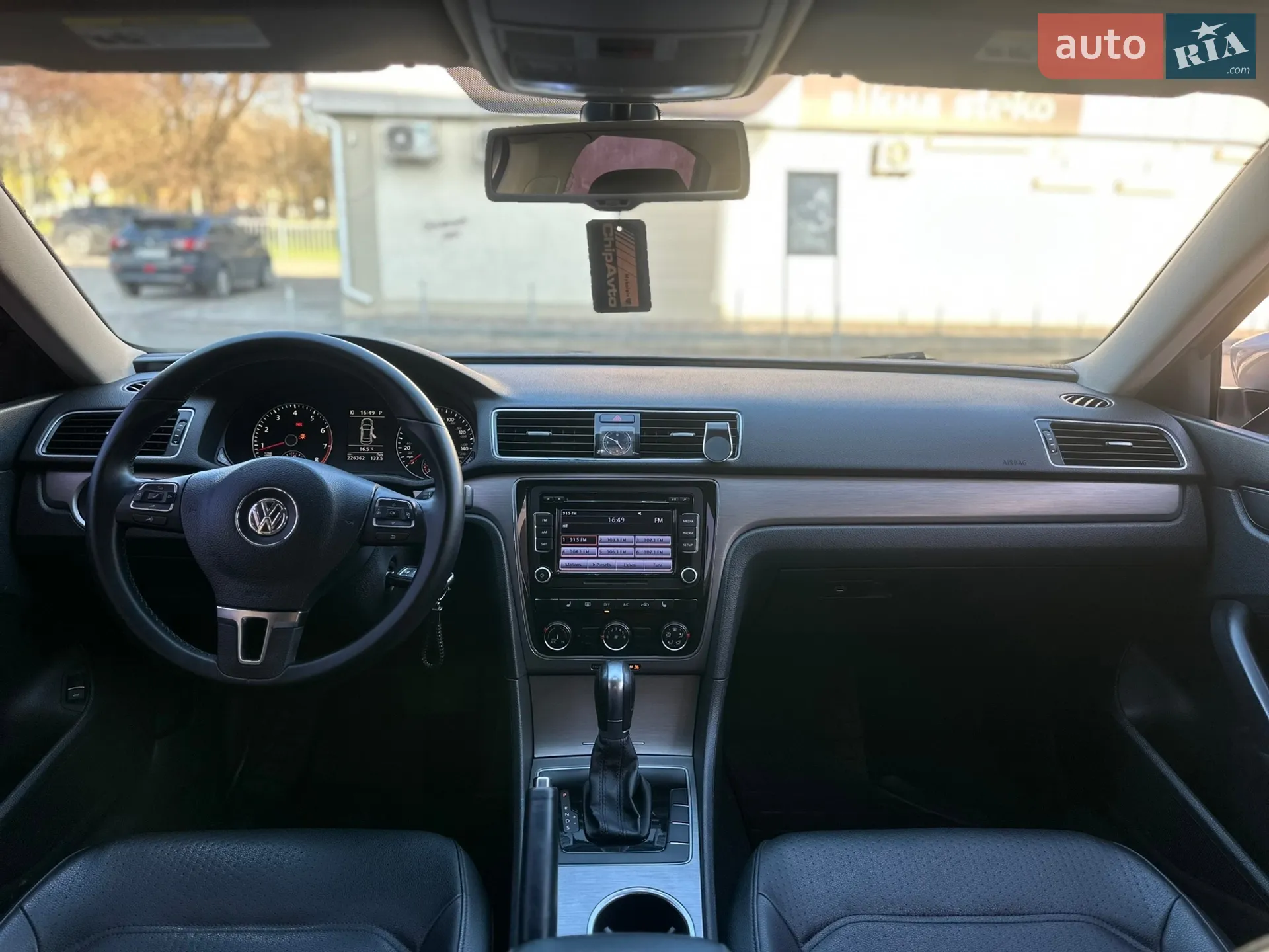 2013 Volkswagen Passat - мініатюра 32