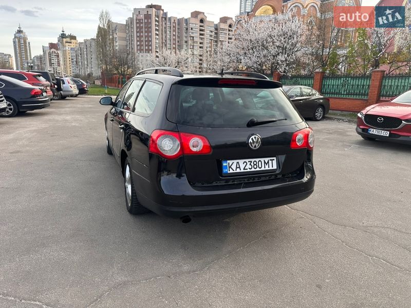 Универсал Volkswagen Passat 2005 в Киеве