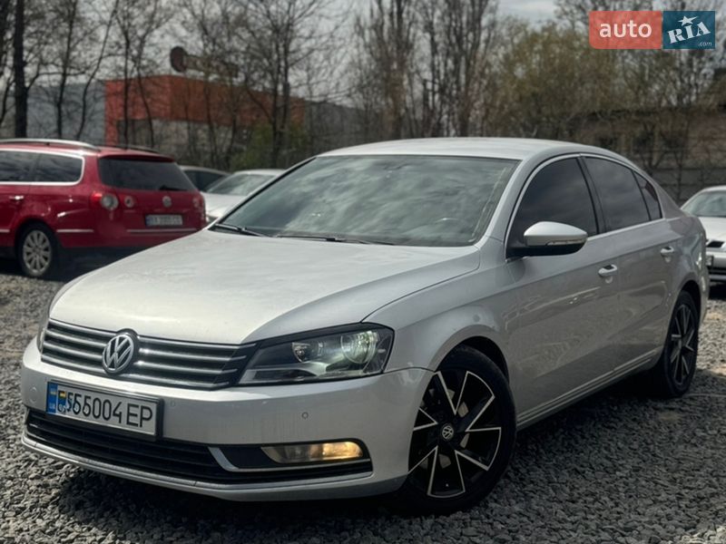 Volkswagen Passat 2011