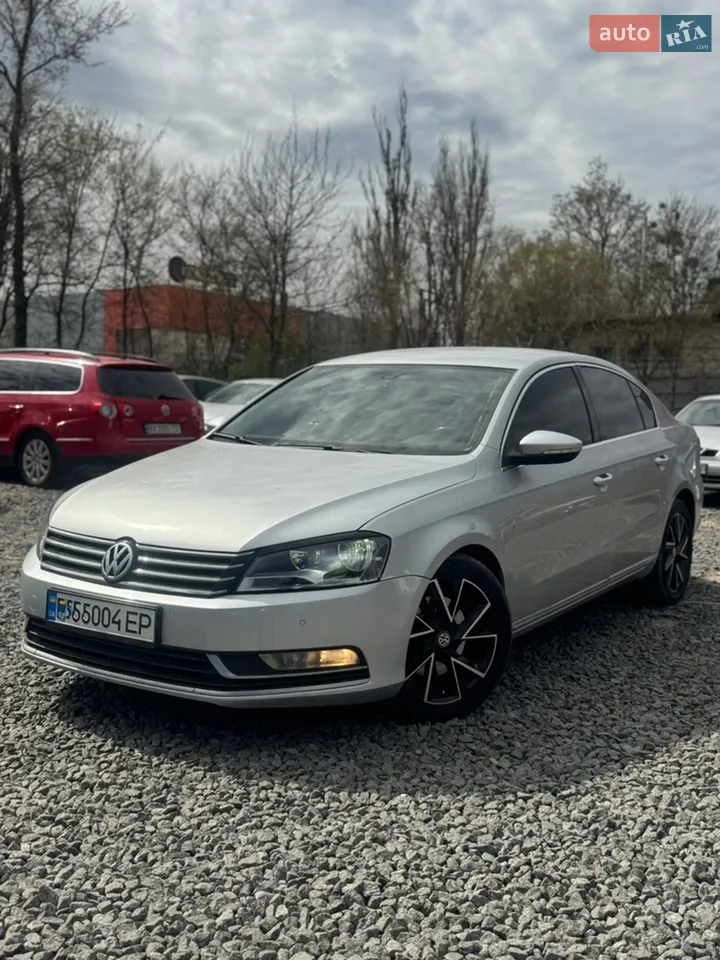 2011 Volkswagen Passat - мініатюра 28