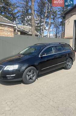 Седан Volkswagen Passat 2006 в Жашківу