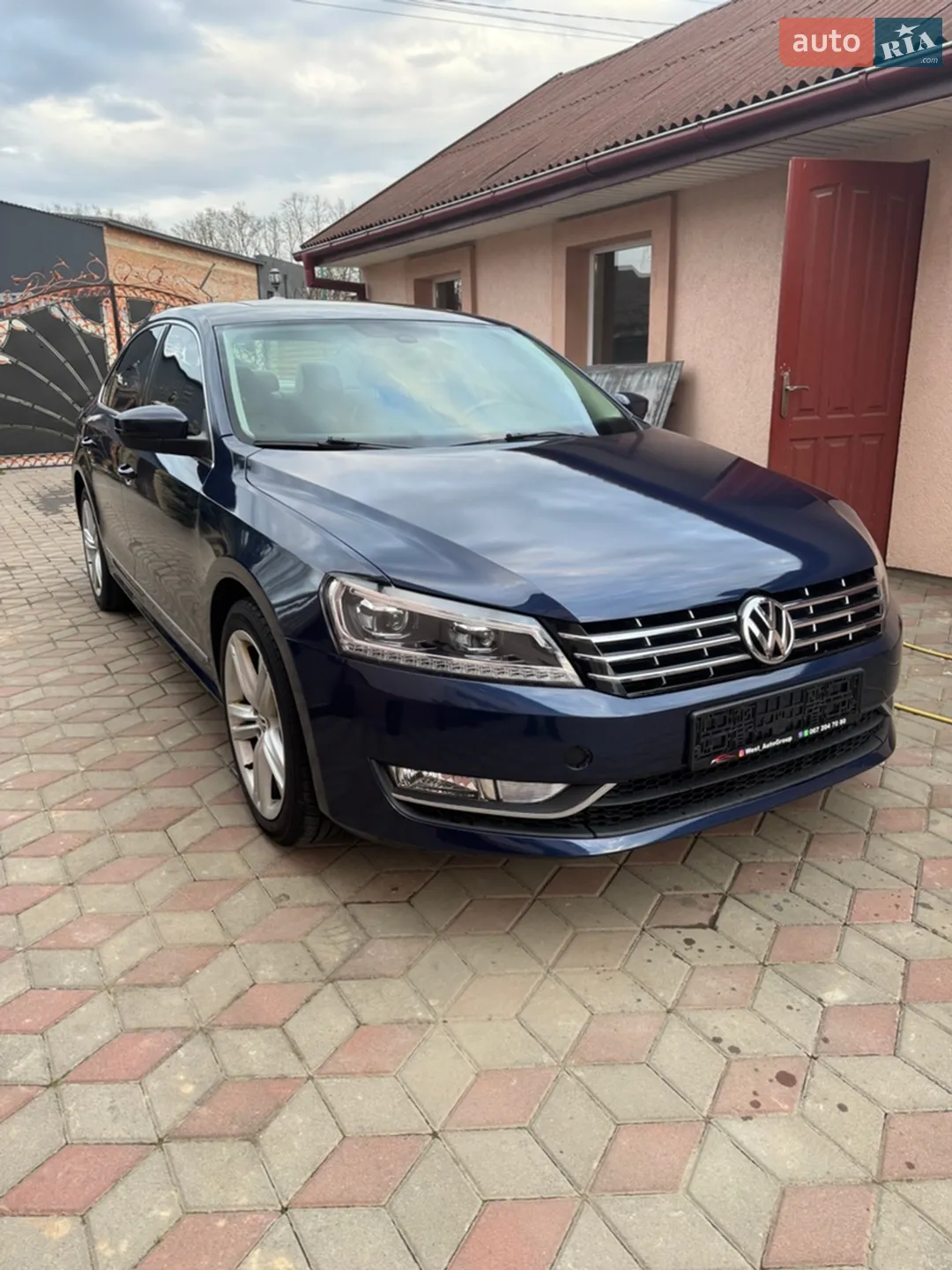 2012 Volkswagen Passat - мініатюра 6