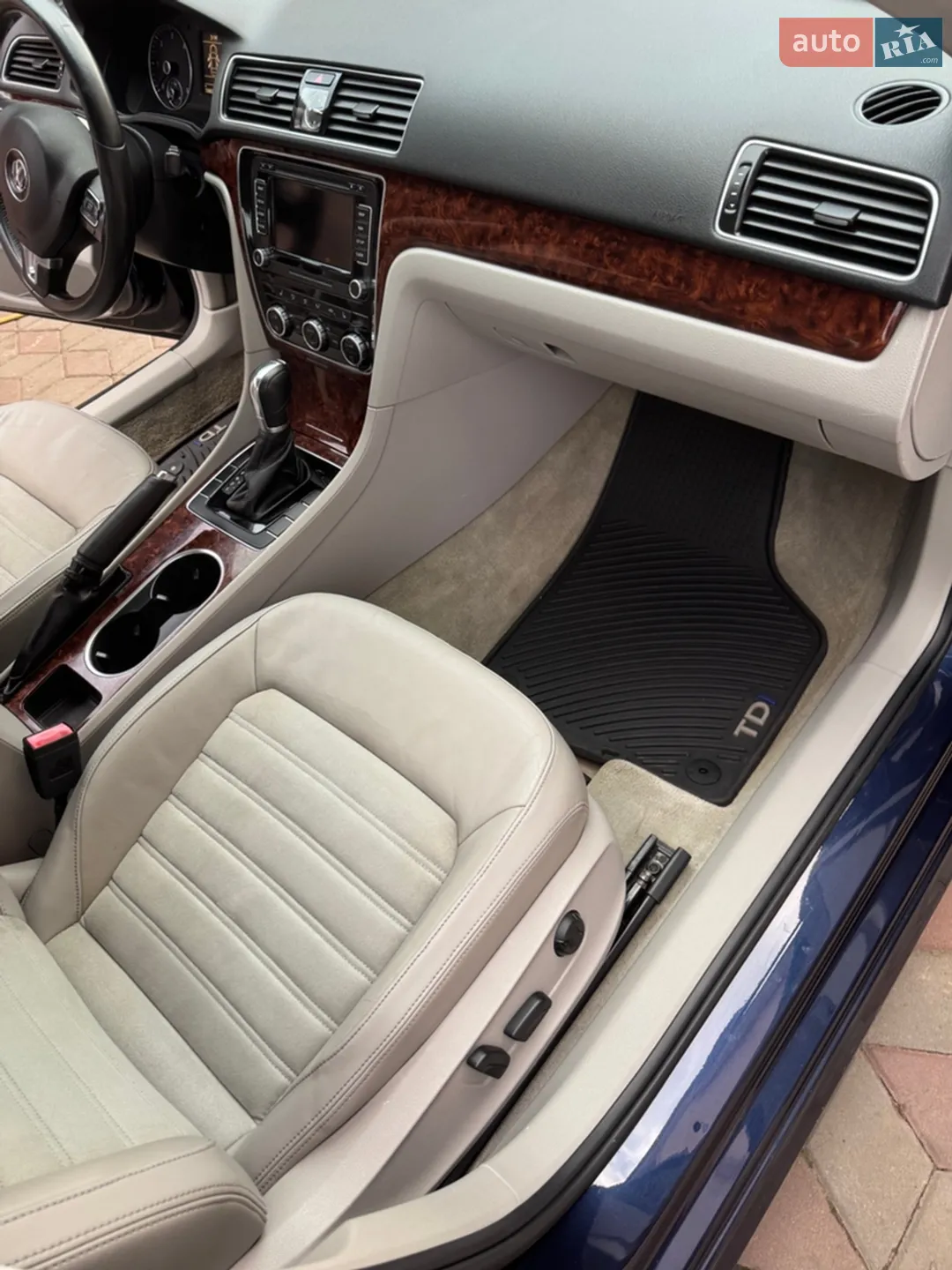 2012 Volkswagen Passat - мініатюра 24