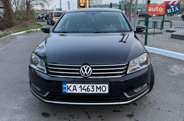 Седан Volkswagen Passat 2011 в Киеве