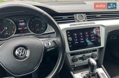Універсал Volkswagen Passat 2018 в Овручі