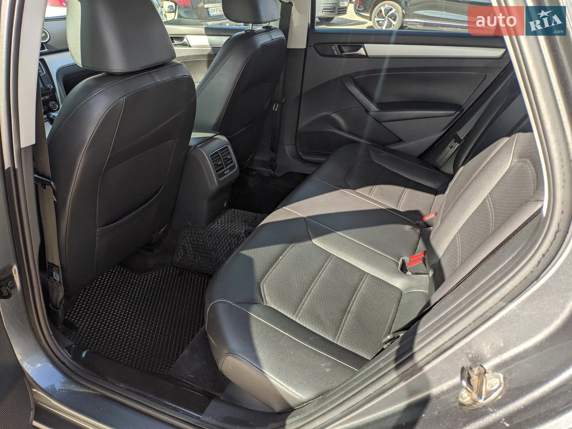 2012 Volkswagen Passat - мініатюра 19