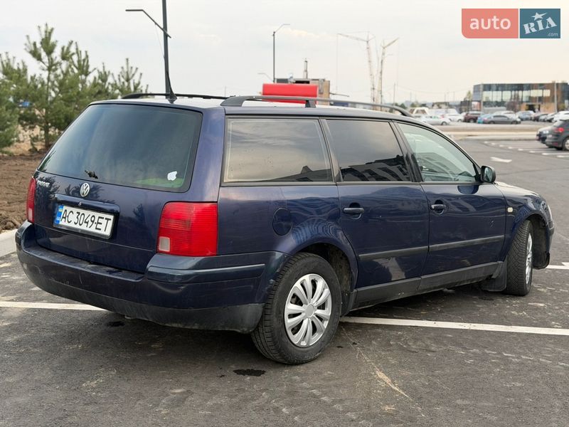 Универсал Volkswagen Passat 1999 в Ровно
