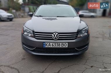 Седан Volkswagen Passat 2012 в Киеве