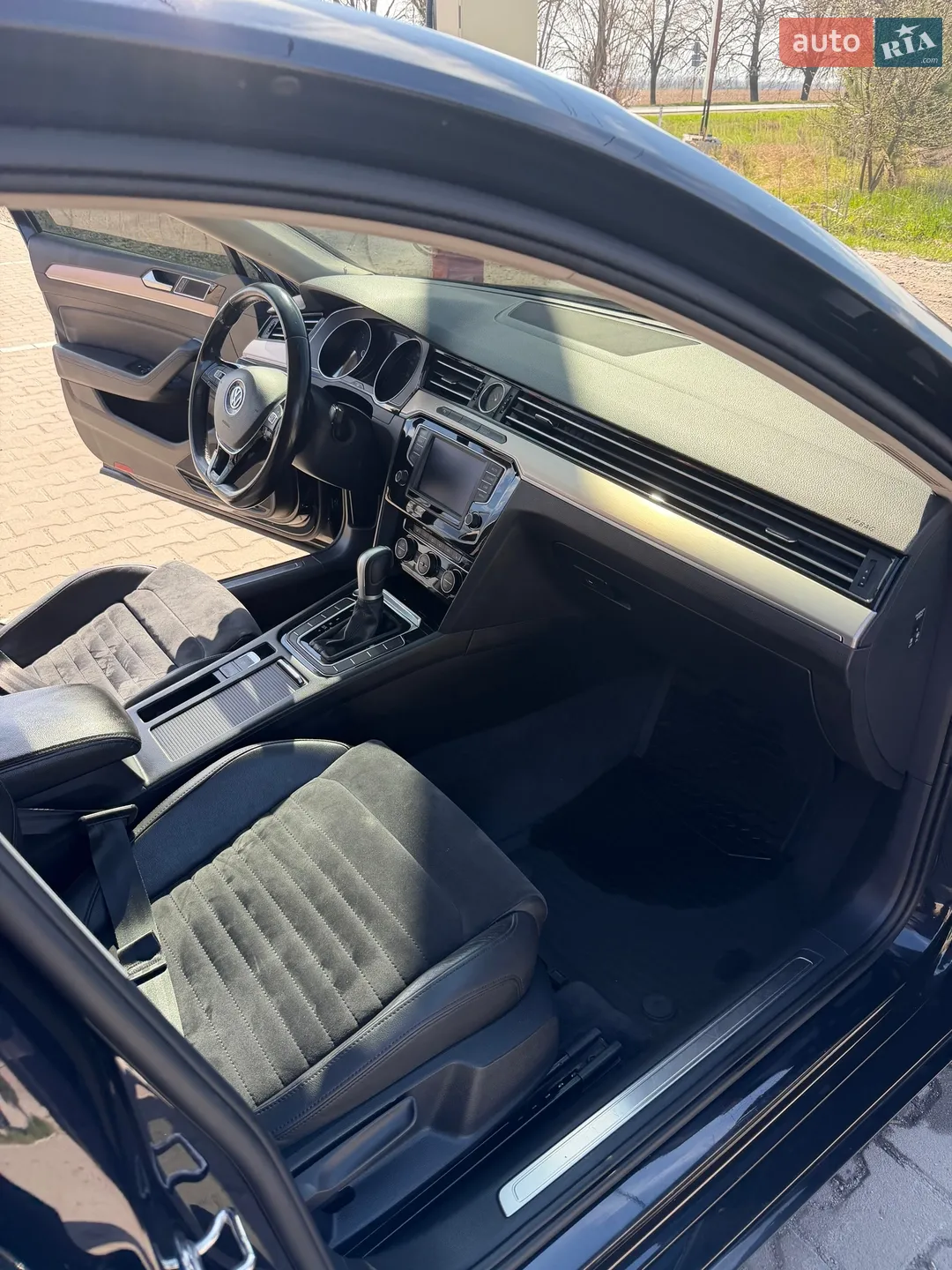 2017 Volkswagen Passat - мініатюра 15