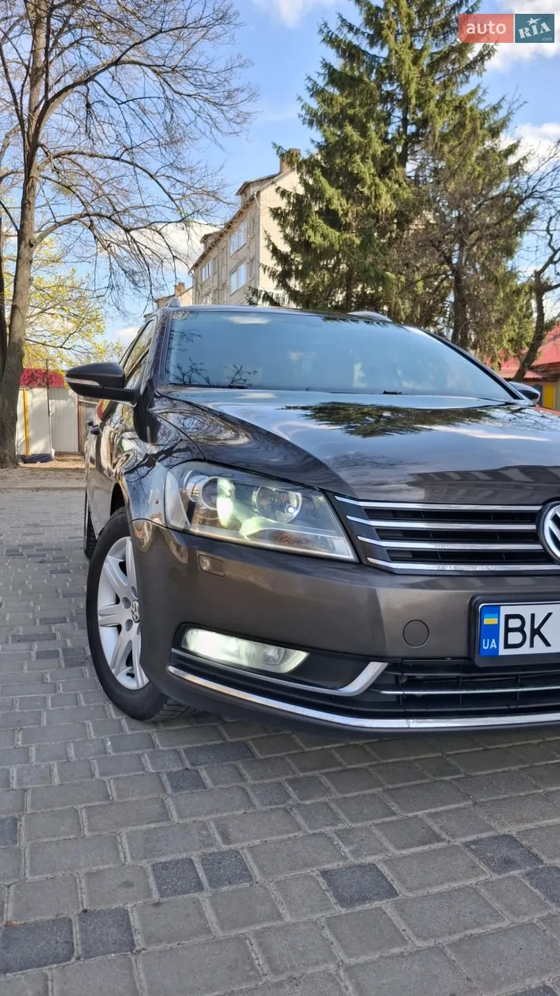 2011 Volkswagen Passat - мініатюра 19