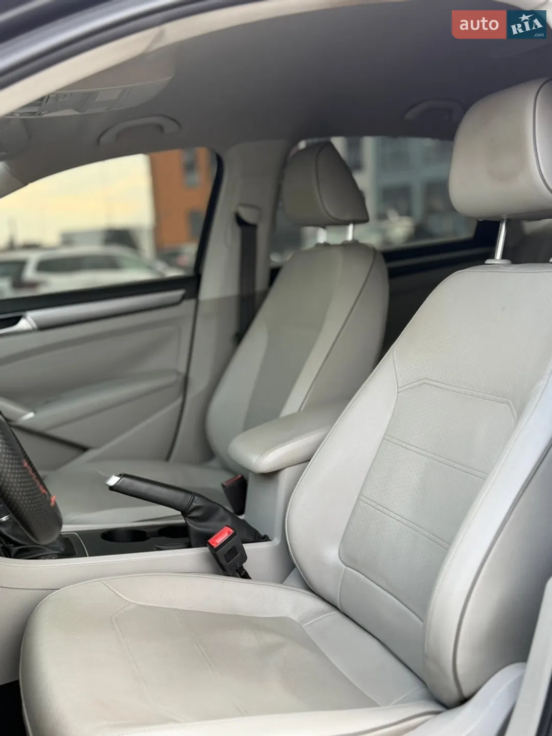 2016 Volkswagen Passat - мініатюра 10