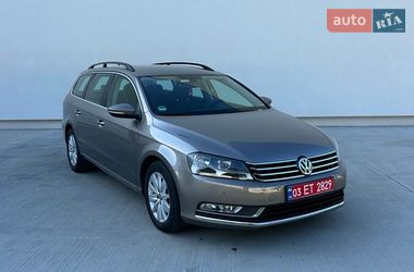 Універсал Volkswagen Passat 2011 в Луцьку