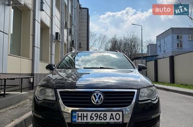 Універсал Volkswagen Passat 2009 в Одесі