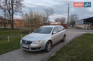 Універсал Volkswagen Passat 2007 в Сумах
