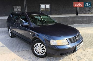 Универсал Volkswagen Passat 1998 в Надворной
