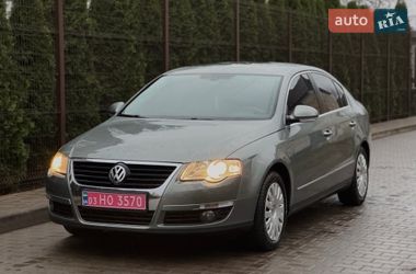Седан Volkswagen Passat 2006 в Староконстантинове