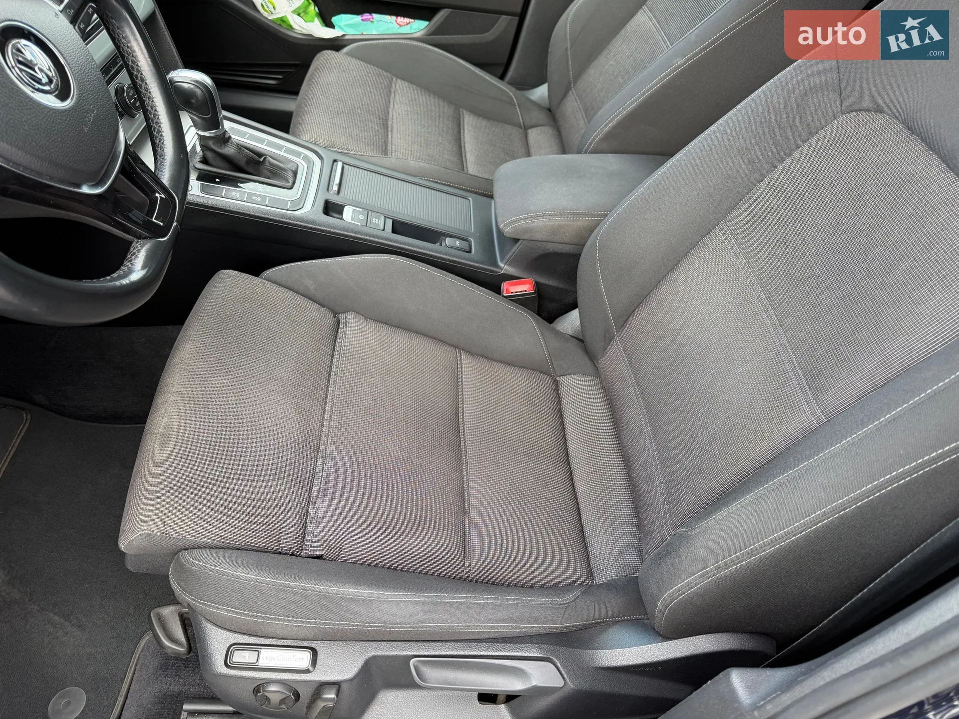 2015 Volkswagen Passat - мініатюра 30