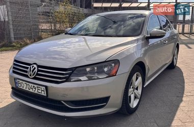 Седан Volkswagen Passat 2011 в Львове