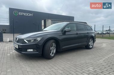 Универсал Volkswagen Passat 2015 в Чернигове