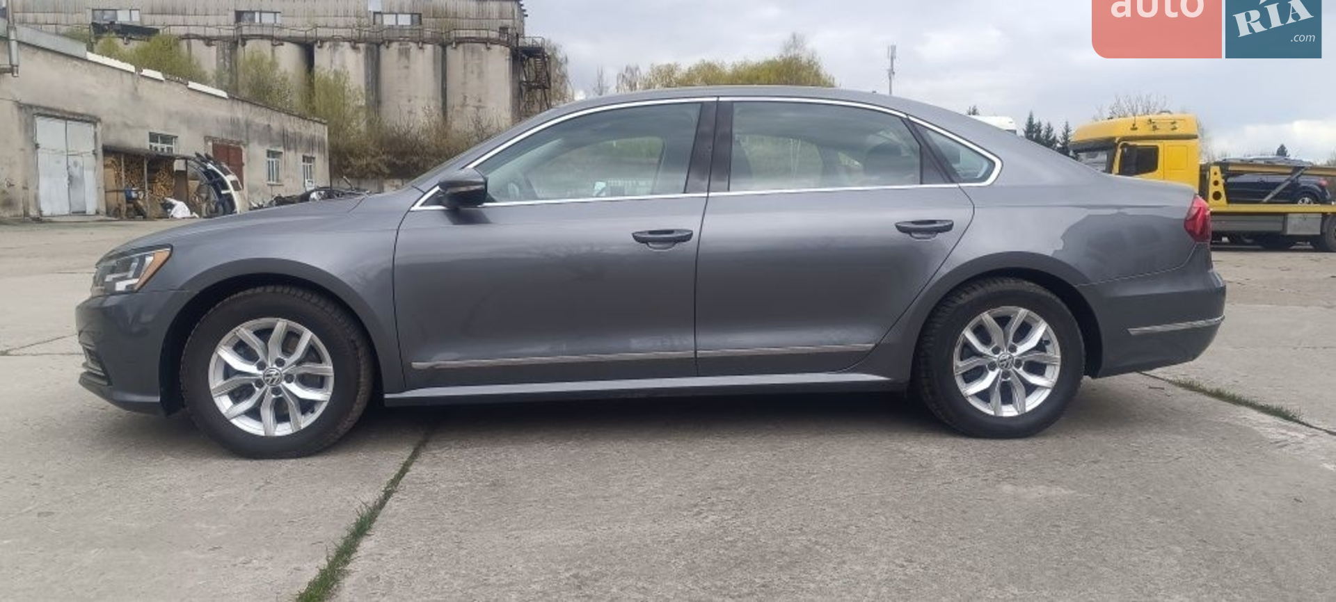 2017 Volkswagen Passat - мініатюра 2