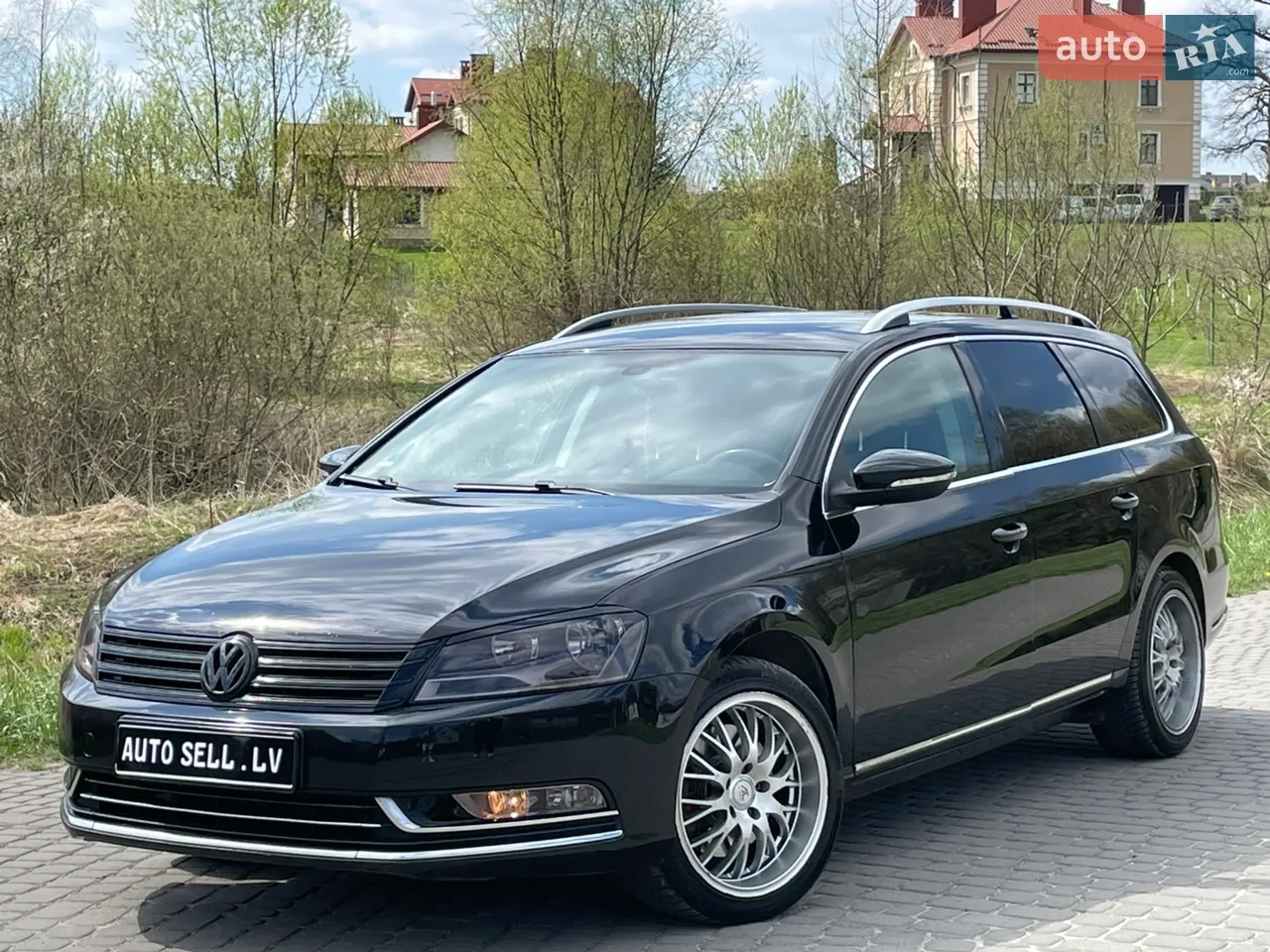2011 Volkswagen Passat - мініатюра 11