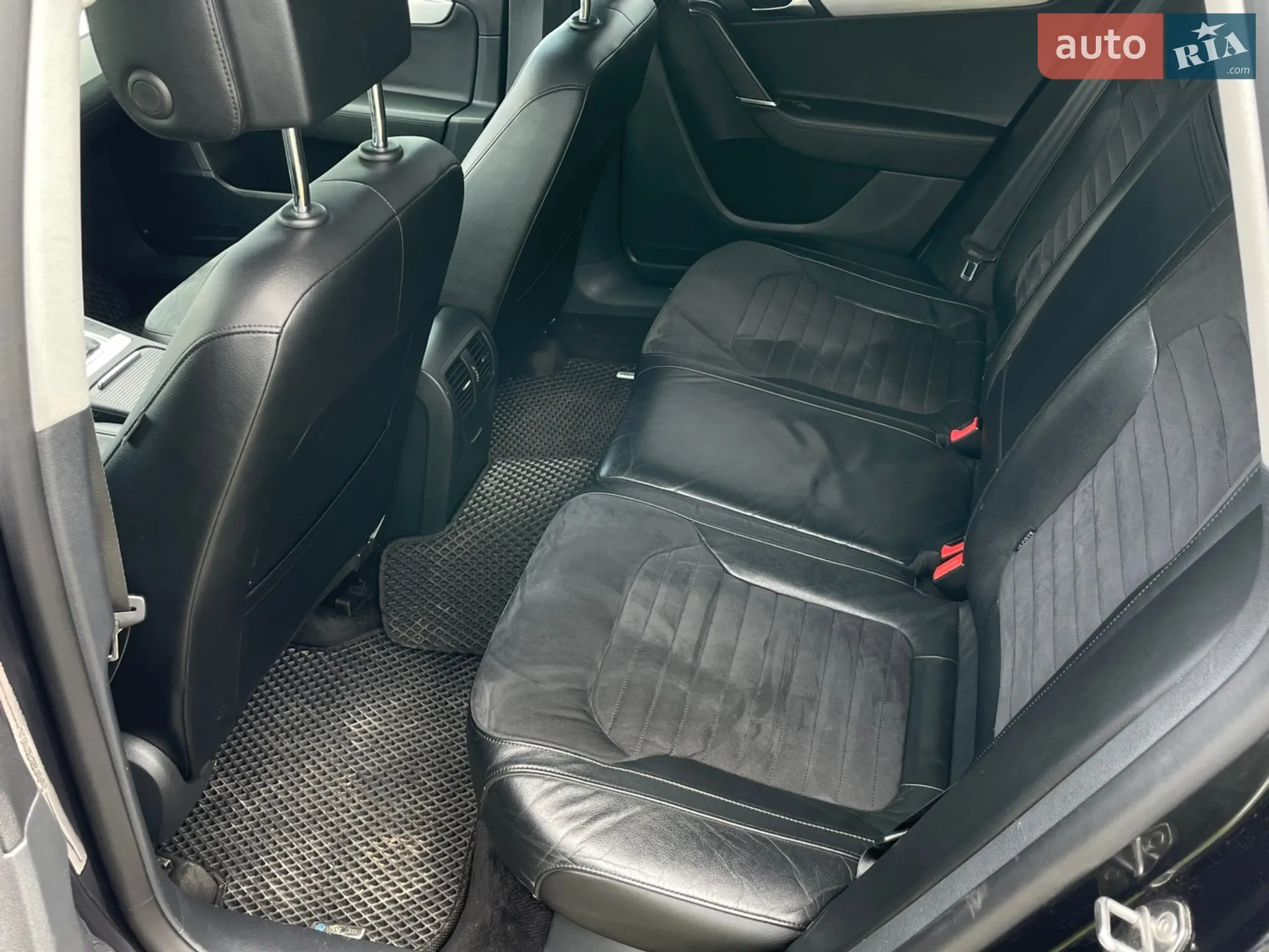 2011 Volkswagen Passat - мініатюра 8