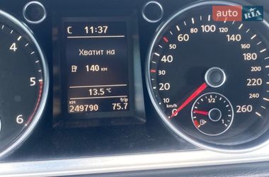 Универсал Volkswagen Passat 2011 в Ивано-Франковске