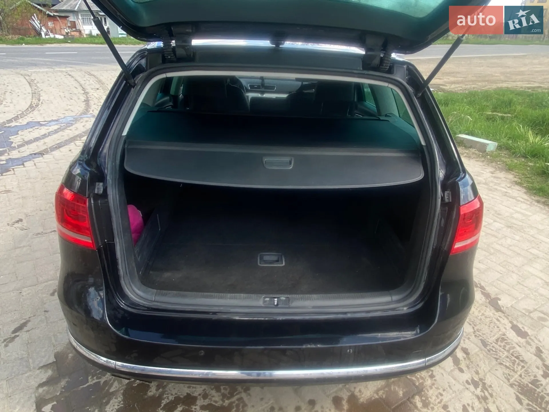 2011 Volkswagen Passat - мініатюра 9