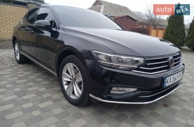 Седан Volkswagen Passat 2021 в Черкасах