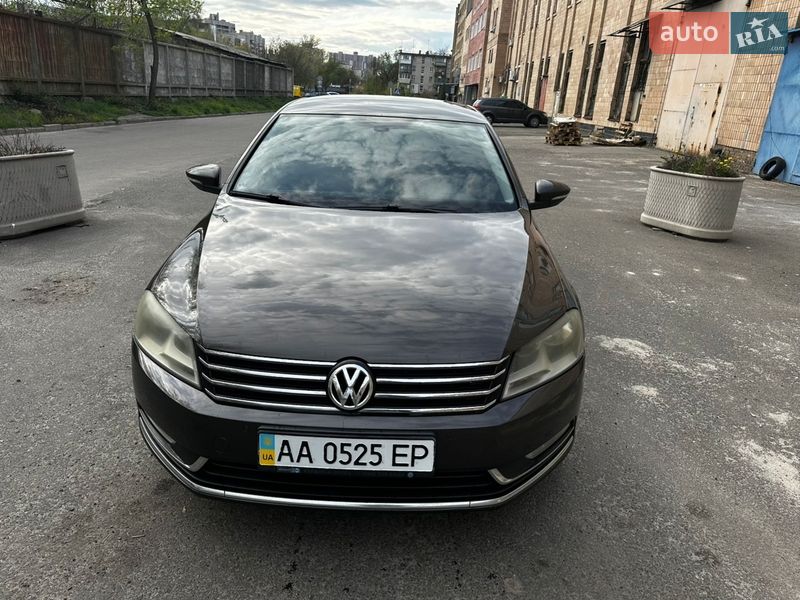 Volkswagen Passat 2012