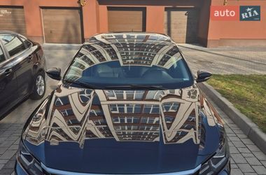 Седан Volkswagen Passat 2018 в Ивано-Франковске