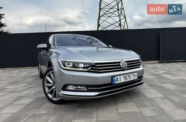 Седан Volkswagen Passat 2018 в Києві