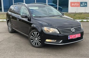 Універсал Volkswagen Passat 2011 в Рівному
